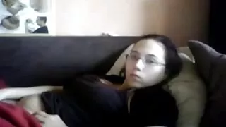 La fille naturelle Mia Evans fait l'amour dans vieux vicieux porno le jardin