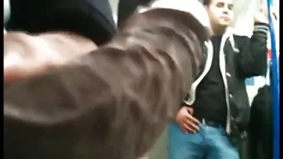La milf assoiffée de sperme Kat Dior video sexe vieux jeune profite de l'érection matinale de son beau-fils