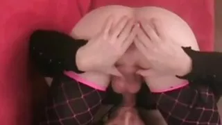 Hitomi Ikeno, prostituée asiatique accro porno avec un vieux au sperme, aime sucer une bite