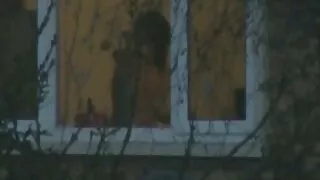 La fille lubrique Vanessa Sky aime la grosse bite et prend video gay vieux et jeune des éjaculations sur le butin