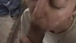 La vieux baise jeune francais superbe brune latina chaude Eva Mercedes baise deux vilaines douches