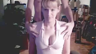 La sexpot aux cheveux noirs envoûtante porno femme vieux Jenny F se masturbe toute seule