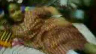 Blondie vieu porno pâle aux seins défoncés Kissy Kapri suce deux BBC pour du sperme collant