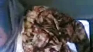La copine du nouveau beau-père apprend à faire porno francais vieux une pipe et à monter une bite