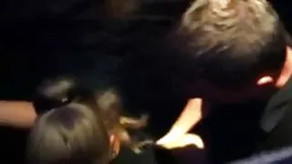 La fille impertinente et timide Sydnee Capri baisée avec porno vieux gros une grosse bite noire